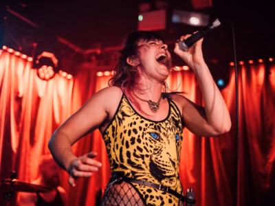 Silkrats – Stronger Now