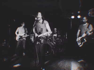 Haunting Ghosts – Nee Heavy