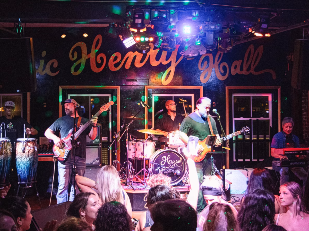 Mike Freund – Lucky Ones