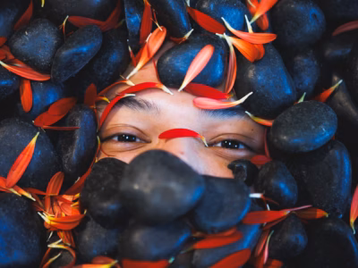 Paper Nights – Saffron