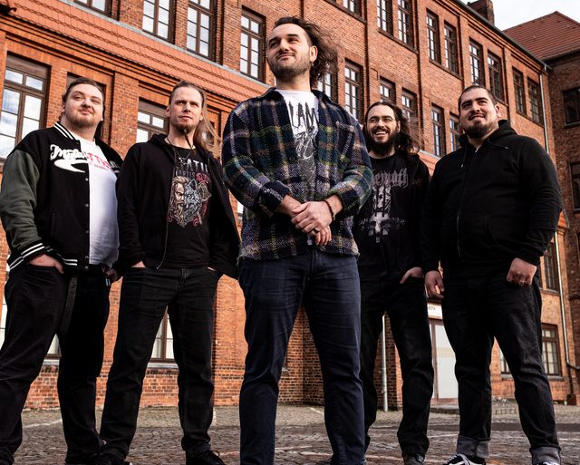Oakheart – Betray Your Own