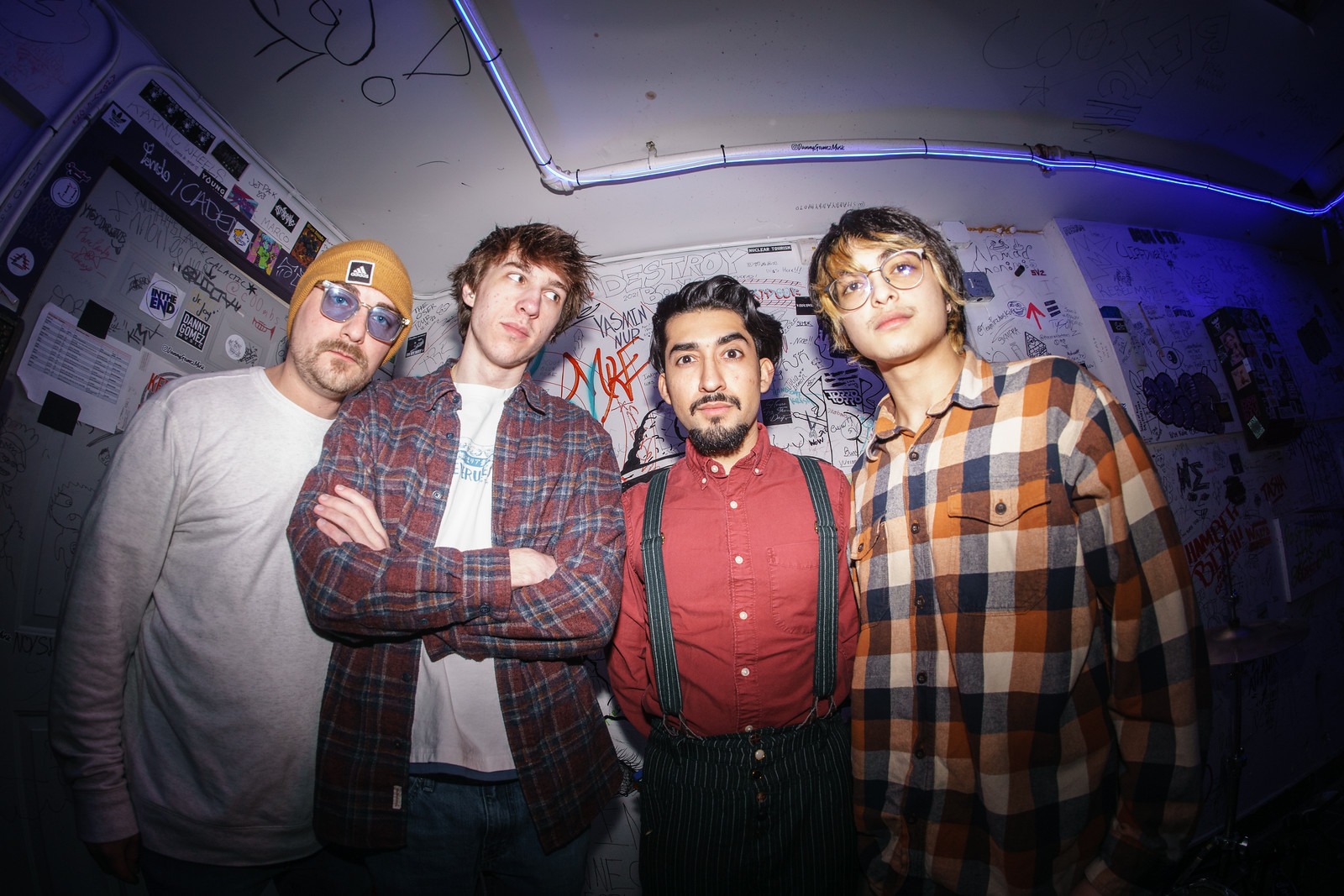 Pinto Sunshine – Daggers