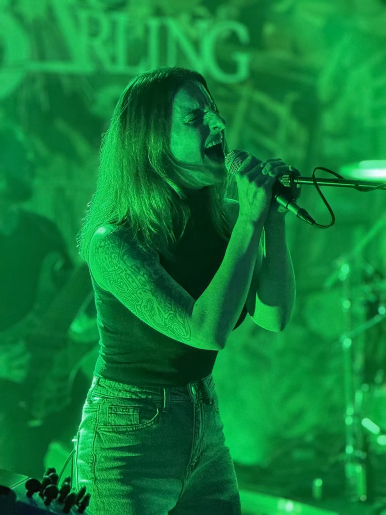 CELLAR DARLING + Insvla em Lisboa