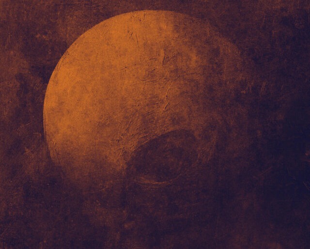 DISCARDED – Hollow