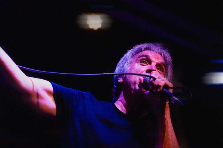 DEAD KENNEDYS e ALBERT FISH Foi uma verdadeira balbúrdia sagrada no LAV.