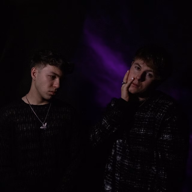 2SILENT - RIP ME APART